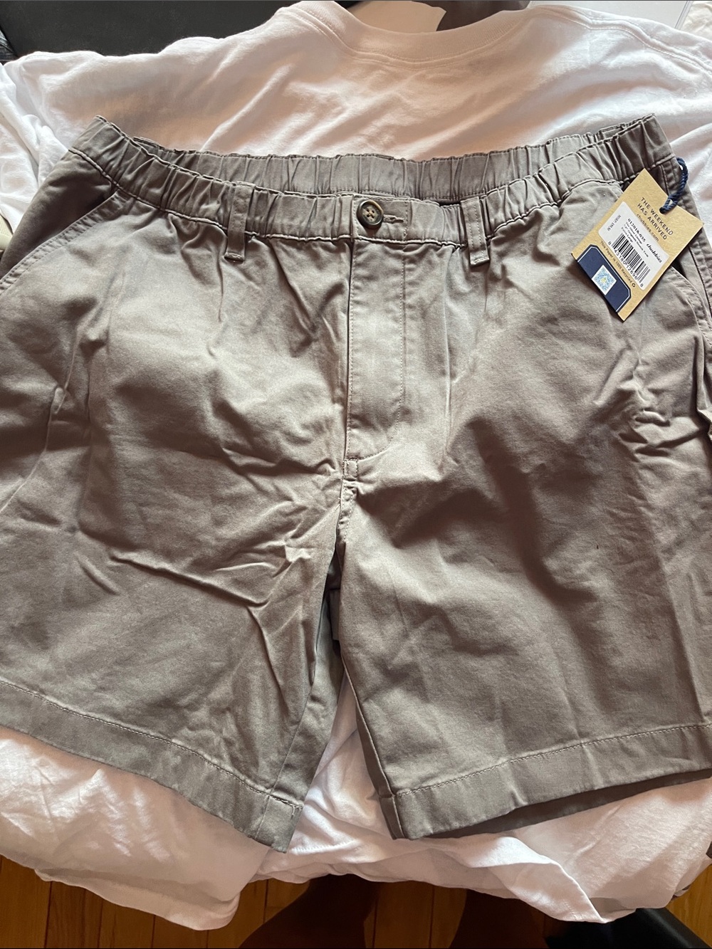 chubbies Men's Khaki Elastic-Waist Flat Front Shorts